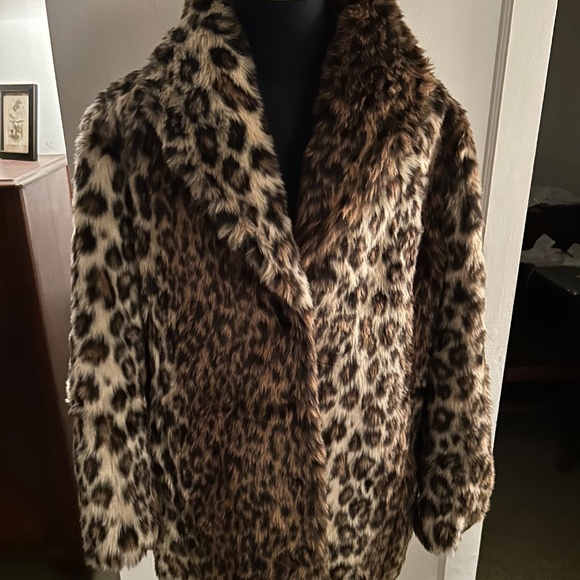 Vintage faux fur leopard coat - Picture 2 of 3